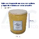 Vela con fragancia en vaso con relieve y tapa de madera en color amarillo