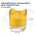 Vela perfumada en vaso con relieve color amarilla 6.7*8cm